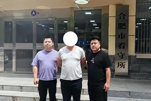 杨毅：詹姆斯就是要定了这场球 第一届季中赛 拿了就名垂青史